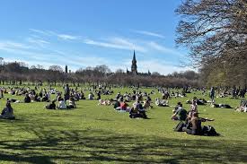 Scotland Basks in Spring Sunshine as Temperatures Could Hit 20C