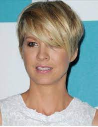 Pin On Kisa Saclar Icin Rofle