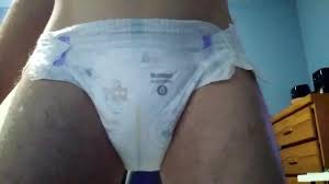 Wetting My Huggies Overnites Size 6 Diaper - ThisVid.com