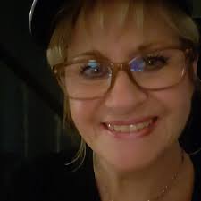 Music Lover (@lindastacymcalister) • Instagram photos and videos