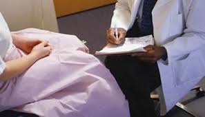 صحافتك بالصور مفاجآت صادمة بمقتل الفنانة المصرية خضعت لإجهاض بزواج غير شرعي وليس عملية تصغير صدر اليمن السعيد