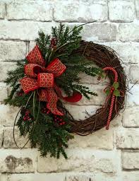 Bollywood christmas design, create & distribute a wide range of handcrafted christmas decorations straight from our artisans in india. Fresh Christmas Wreaths Wholesale Uk Super Christmas Wreaths Diy Holiday Wreaths Christmas Wreaths