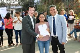 (minvu) comenzó a ofrecer, desde el año 2013, el subsidio de arriendo, regulado por el decreto supremo n° 52. Familias De La Serena Reciben Subsidios Para Ahorro Energetico Y Mejoramiento De Viviendas Gore Coquimbo