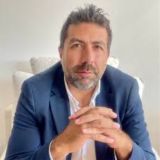 Founder Institute: World's largest pre-seed startup accelerator.