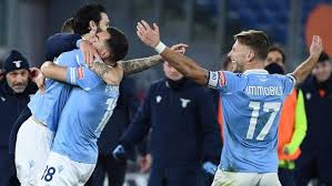 Derby tra roma e lazio: Serie A Biancocelesti Dominano Il Derby Della Capitale Lazio Roma Finisce 3 0 Sport Calcio