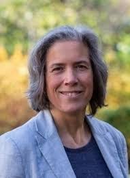 Deborah Curran's Instagram, Twitter & Facebook