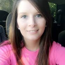 Anna Shockley's Instagram, Twitter & Facebook