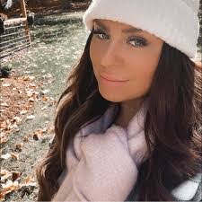 Kristen Lacey's Instagram, Twitter & Facebook