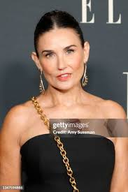 586 Elle Moore Photos & High Res Pictures