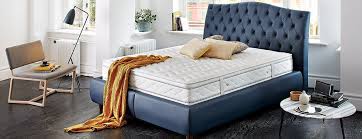 yatak odasi panosundaki pin