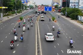 Lương thực và hàng hóa được tiếp tế cho người dân 5 thôn tại xã quỳnh lập. Bao Ä'a Náºµng Ä'iá»‡n Tá»­