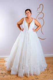 Check spelling or type a new query. Curvy Brides Brautmode Fur Die Kurvige Frau