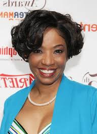 Here is a curly pixie style for fancy black ladies, bangs add a really nice touch up to her look. Black Short Curly Bob Hairstyles Jelitaf