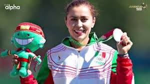 La experimentada arquera mexicana emparejó la pizarra en la segunda ronda llevándose un marcador de 25 a 23 que ponía juego nuevo en el campo de tiro con arco de yumenoshima. Conoce A Aida Roman La Mejor Arquera Del Mundo Clubalpha Youtube