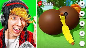 I just hatched a secret prisma cube in Roblox bgs OMG