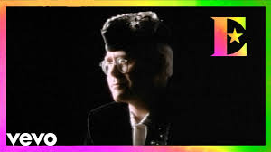 Elton John Sacrifice Youtube Elton John Elton John Songs Chris Isaak