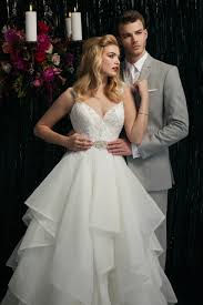 And we have so many diverse of styles, such as vintage wedding dress, short wedding dress, lace wedding dress and beach wedding. Shop The Bridal Cottage S Summer Sale Arkansas Bride