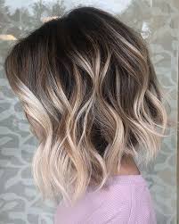 10 Stylish Short Wavy Hairstyles With Balayage Short Haircuts 2020 Short Hair Balayage Short Wavy Hair Haircuts For Wavy Hair