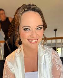 Ashley Kuczynski's Instagram, Twitter & Facebook