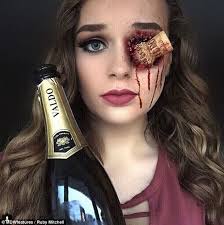 Student, 19, receives job offers after gaining 62,000 followers thanks to  her realistic makeup looks