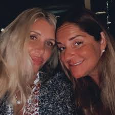 Wendy Hope Heckmann (@wendyhopemusic) • Instagram photos and videos