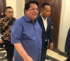 Born 8 march 1936) is a malaysian politician who served as minister of works from june 1983 to june 1989 and again from may 1995 to march 2008, minister of energy, telecommunications and posts from june 1989 to may 1995, minister of works and public amenities from september 1979 to june 1983 and. After Najib Trial Starts For Umno S Tengku Adnan Over Rm2m Bribe