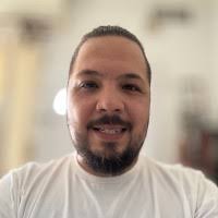 200+ perfiles de «Derek ҉»