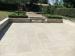 Patio Slabs For Style And Beauty Of Your Garden Paving Patios For Gardens And Homes In Aylesbury Buckinghamshir Patio Slabs Garden Paving Patio Garden Design