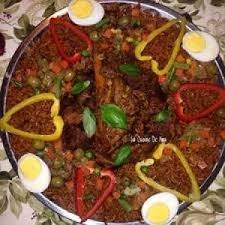 Plat Du Jour Thiebou Yapp Rouge Riz A La Viande Gambian Food African Food West African Food