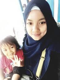 Siapa nih yang sering bungkus makanan panas pakai plastik karena praktis?  Ternyata, kebiasaan ini nggak baik untuk kesehatan, nih. Kok Bisa? Jadi  gini. Plastik biasanya mengandung bahan kimia seperti BPA dan ftalat