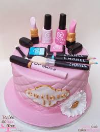 Make Up Cake Tarta De Maquillaje Chanel Gateau Maquillage Makeup Birthday Cakes Make Up Cake Party Cakes