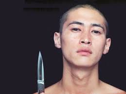 窪塚洋介の髪型まとめ 最新ヘアスタイルをお届け hairstyle magazine ヘアスタイルマガジン メンズ ヘアスタイル 髪型 セット 洋介