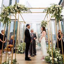 No matter what style you prefer, we'll make your wedding dreams a reality. Flowers For Dreams Wedding Florists Mi