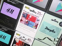 Gambar : apel, musik, Iklan, warna-warni, hari Natal, peta, merek, fon,  seni, festival, Desain, poster, ikea, pengemasan, pertandingan, ulang tahun,  putaran, penuh sesak, memberikan, mengherankan, bioskop, Pak, loyalitas,  desain grafis, aplikasi, kartu