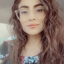 Mary Lemar's Instagram, Twitter & Facebook