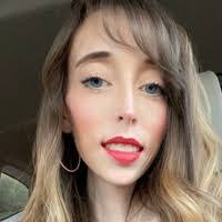 Patti Crockett's Instagram, Twitter & Facebook