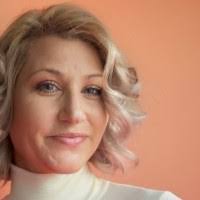 Candice Bingham's Instagram, Twitter & Facebook