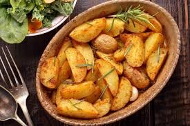 Beh, in realtà questa versione light. Come Preparare Delle Perfette Patate Al Forno Fritte O Lesse Ecco I Trucchi Per Una Cottura Ottima