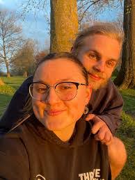 Susan Scheuermann's Instagram, Twitter & Facebook