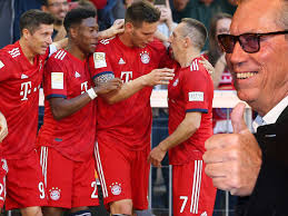 Der detaillierten auflistung ist zu entnehmen, wie viele partien der spieler für den ausgewählten verein bestritten hat. Werner Mang Macht S Moglich Fc Bayern Munchen Kommt Nach Lindau Deutschland Vol At