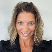 Debra Gott's Instagram, Twitter & Facebook