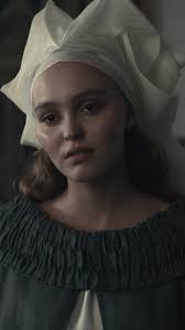 Thinking about the sizzling tension between Lily Rose-Depp and Timothee  Chalamet in The King again. #netflix