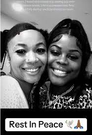 Ashley Bartman's Instagram, Twitter & Facebook