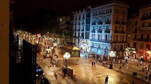 A favorite city of travelers worldwide, this vibrant city offers great stuff to do around the clock. 25 Things To Do In Barcelona At Night Free Tours By Foot