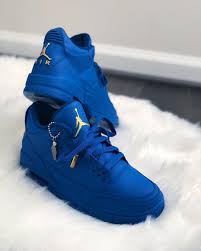 Pin By 9tae8 On Look Book Shoes Sneakers Jordans Sneakers Fashion Fresh Shoes