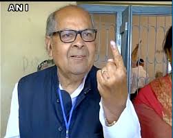 Voting underway for 2nd phase of WB Assembly election: TMC's Abu Naser Khan  Chowdhury casts his vote in Malda