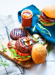 Au Barbecue Portobello Burgers Et Ketchup Maison Hamburger Portobello Cuisine Vegan Alimentation