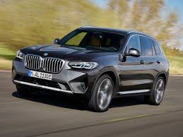 Welcome to the video comparison between 2018 bmw x3 vs 2017 bmw x5. 1pnyg0xcjaqem