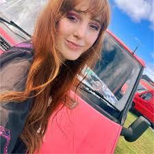 Dionne Mccarthy's Instagram, Twitter & Facebook