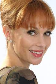 Ági gubik is a 43 year old hungarian actress born on 4th february, 1977 in zeliezovce, czechoslovakia. Gubik Agi Sztarlexikon Starity Hu